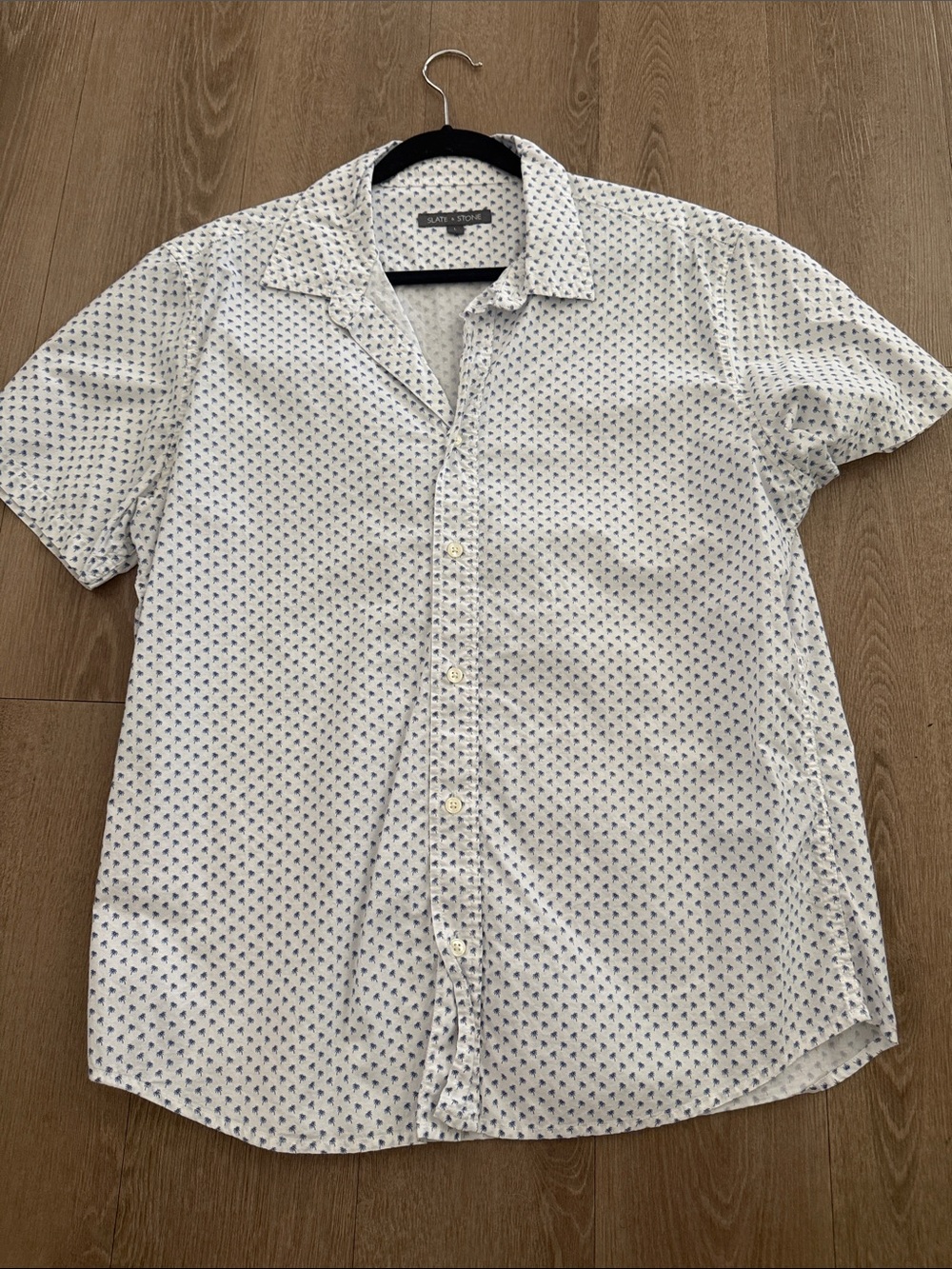 Slate & Stone White Short-Sleeve Button-Down with Navy Micro Print